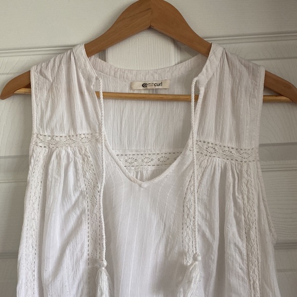 Rip Curl White Tank Top - Picture 3 of 5